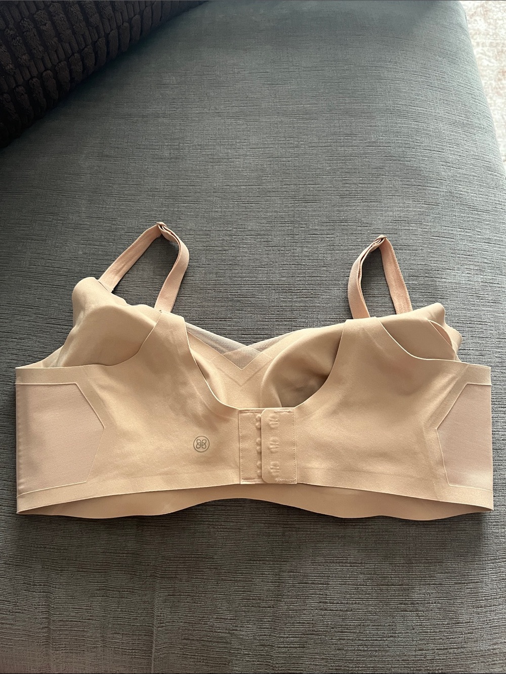 Honeylove Crossover Wireless Bra - Picture 2 of 6